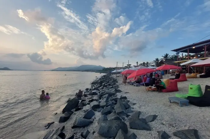Pantai Sebalang, Keindahan Pantai Eksotis di Sumatera Selatan