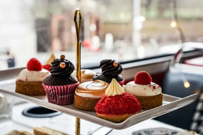 Membawa Makanan Kering Favorit