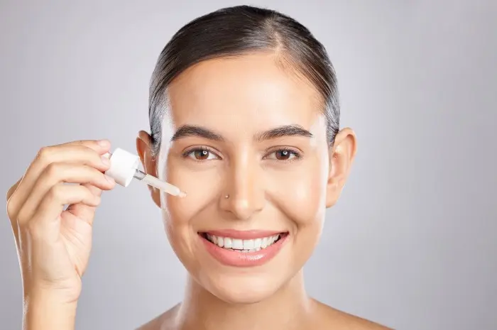 10 Manfaat Retinol untuk Kulit Wajah dan Cara Menggunakannya